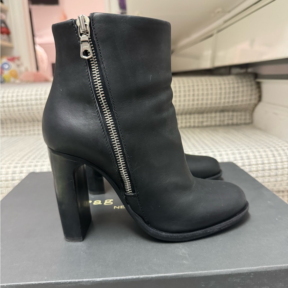 Rag & Bone Avery Leather Ankle Boot Size 5, Great… - image 4